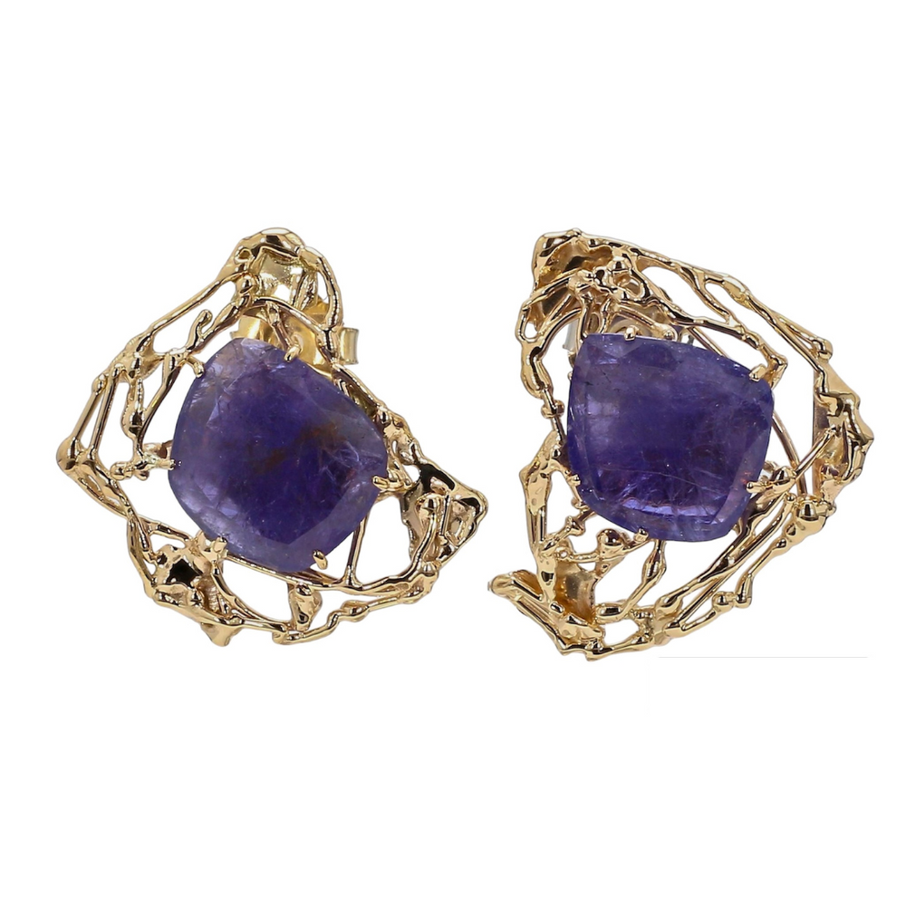 
                  
                    Laurenti bespoke tanzanite sculptural earrings set in hand-sculpted 18K yellow gold.
                  
                