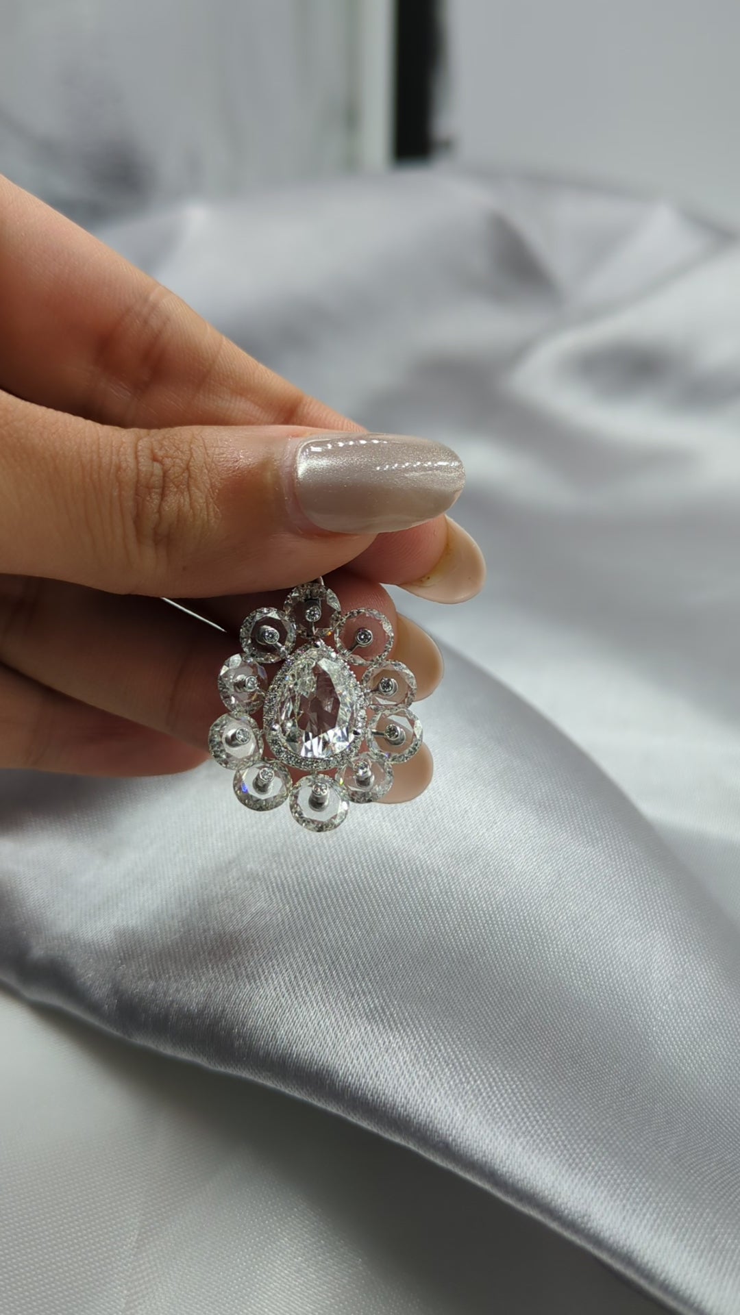 4.50 Carat Rose Cut and 2.40 Carat Pear Shaped Diamond 18K Gold Pendant